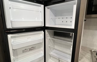 2021 Gulf Stream Enlighten