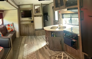 2021 Heartland Pioneer BH 270