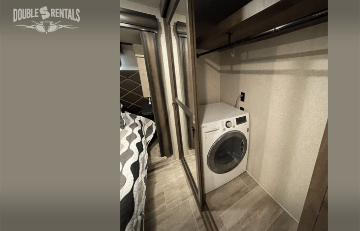 Washer / dryer combo in master closet