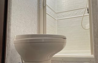 Easy Alaska RV for Couples & First-Timers