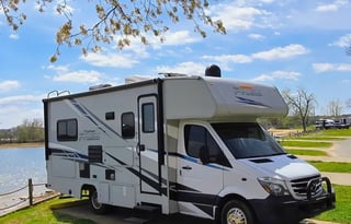 Easy Escape – Mercedes RV |Sleeps 5 |Fully Stocked