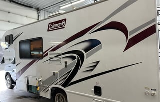 John Family 2021 Thor Motorhome (Only 6k miles)