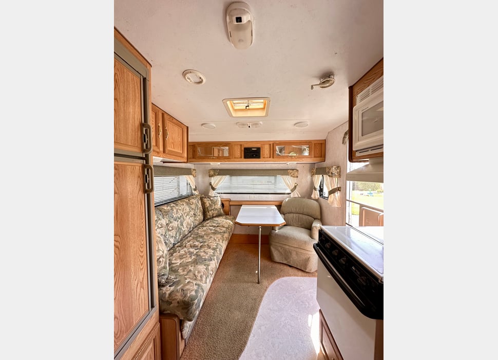 Travel Trailer rentals in Nepean