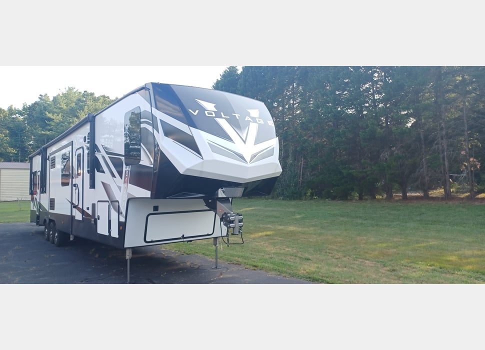 Toy Hauler rentals in Charlotte