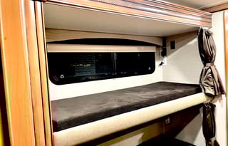 Group-Friendly Jayco Greyhawk Bunk Floorplan