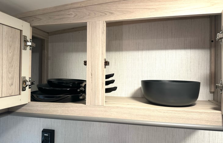 Pots and pans that come with the unit.