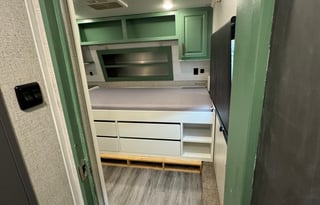 2021 Dutchmen RV Voltage 4205