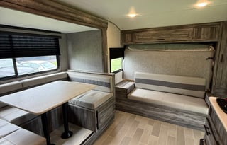 Ready Set Camp - Cozy Family Camper