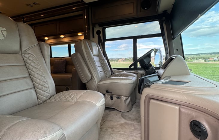 Passenger Seat and Driver's Side Seat