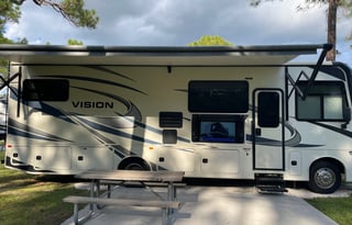 2021 Entegra Coach Vision 29F