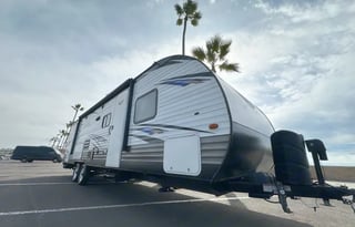 T3 2019 Salem Cruise Sleeps-10!! Huge Space