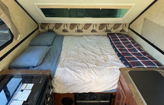 Cozy A-Frame Camper - Sleeps 4, A/C, Delivery