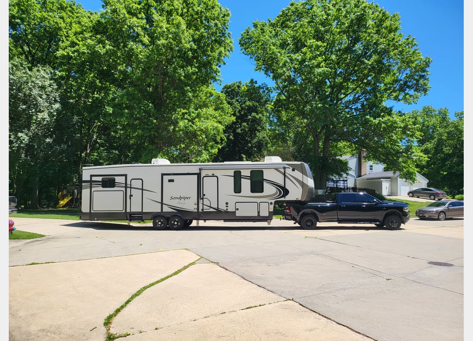 Fifth Wheel rentals in North Canton