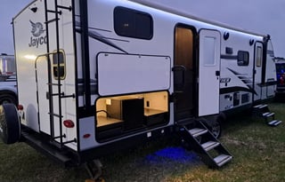 Patrick's 2022 Jayco Jay Feather 24BH(SET-UP ONLY)