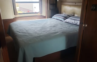 "Mo" fun- 2015 Coachmen Encounter 36BH(Bunk House)