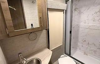 Luxurious 2022 Entegra Qwest 24L