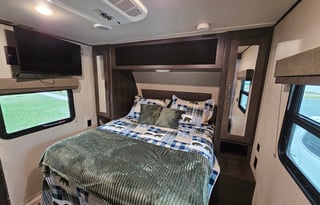 Stella's "love of the wild" Grand design Xplor