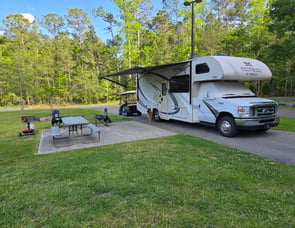 Thor Motor Coach Freedom elite 26he