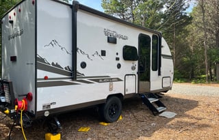 "Zen Den" 21 Forest River RV  WolfPup Black Label