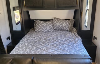 2022 Easy-Set-Up and Family Friendly Grey Wolf