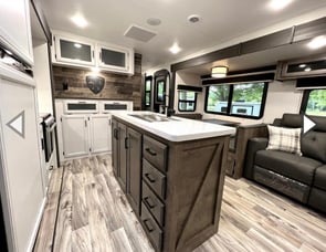 Venture RV SportTrek 342VMB