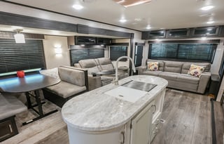 WOW King bed 3 slides looks like 5th wheel inside