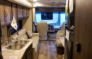 2019 Coachmen Pursuit 32WC (No Special License)