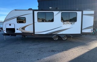 2018 CROSSROADSRV SUNSET TRAIL 26SI