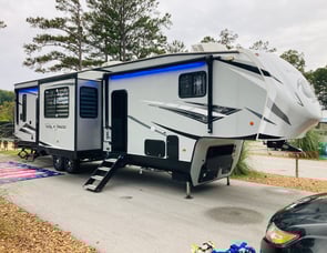 Forest River RV Cherokee Wolf Pack 325PACK13