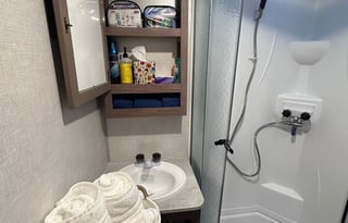 The Labrador Lodge – Pet-Friendly, Off-Grid Camper