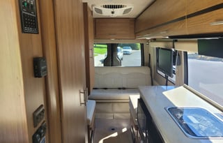 MERCEDES WINNEBAGO ERA 70X