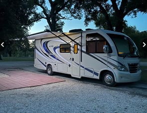 Thor Motor Coach Axis 25.4