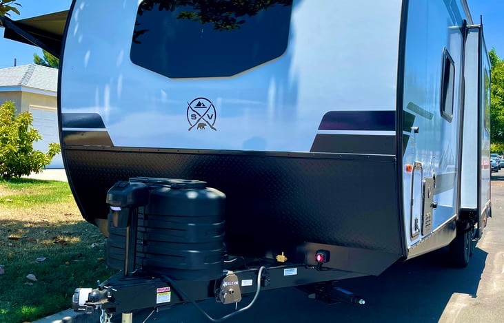 This is the front of the trailer contains the gas tanks, the on and off switch for the trailer is located here is well.