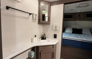 Brand New Just for YOU! 2025 Grand Design Sleeps 8