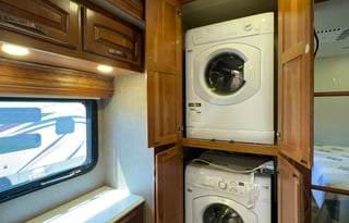 Family & Pet Friendly Super C RV Camper Rental