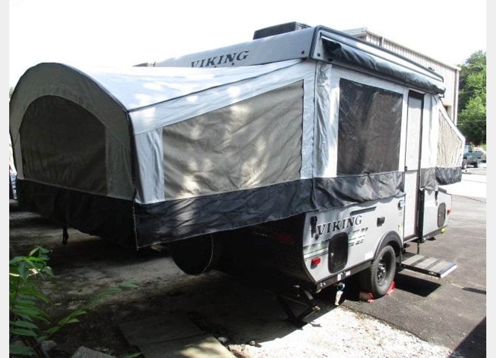 Pop-up Camper rentals in Glen Gardner
