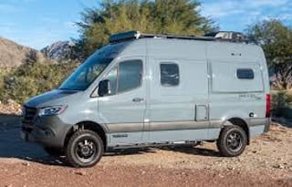 Great family escape 4 seatbelts 4 beds