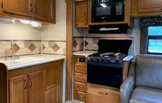 2016 Jayco Redhawk 31XL - Sleeps 8