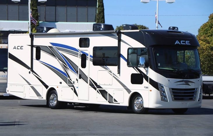 33.0 ACE 32.3 Class A Motor Home | RVshare