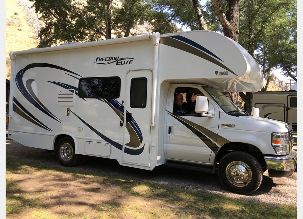 Class C Motor Home rentals in Midway