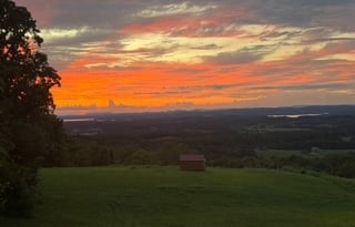 Stay in Style: Luxury Motor Coach on 80 acres!