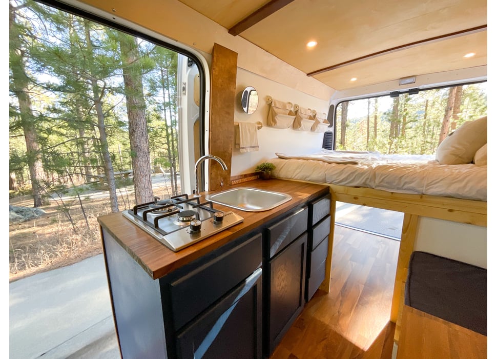 Class B Camping Van rentals in SUMMERSET
