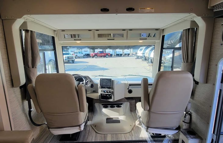 Comfy captain and passenger seating