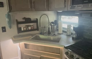 Jenny's Creek Camper Rental