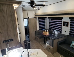 Forest River RV Cherokee Arctic Wolf 321BH