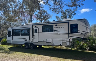 2 Room Family Friendly Camper Rental
