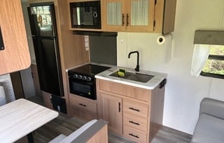 2023 Prime Time RV Avenger 26BK