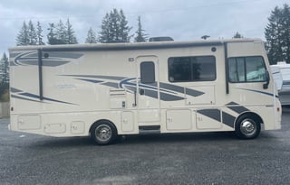 2018 Winnebago Vista 27PE