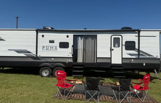PUMA DESTINATION  39DBT WITH 2 BEDROOMS- DELIVERY  ONLY!!!!