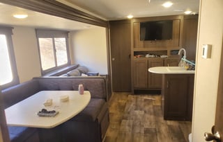 Shaun and Carlie's camper (Delivery and Setup)